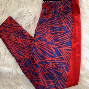 Red & Blue printed Nike leggings